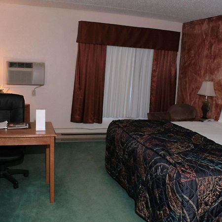 Super 8 By Wyndham Rapid City Eksteriør billede